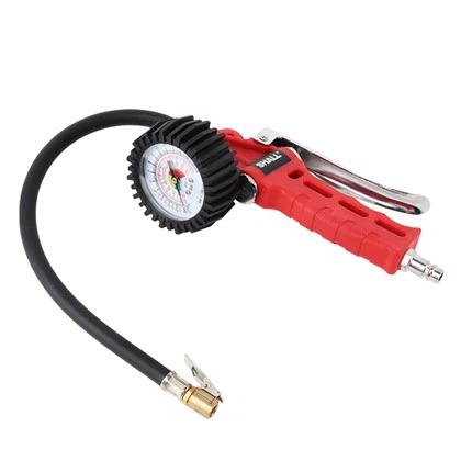 Gumiabroncsfelfújó pisztoly